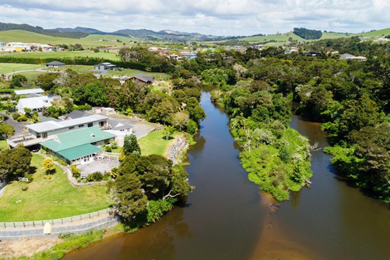 Riverside Lodge Paihia Exteriör bild